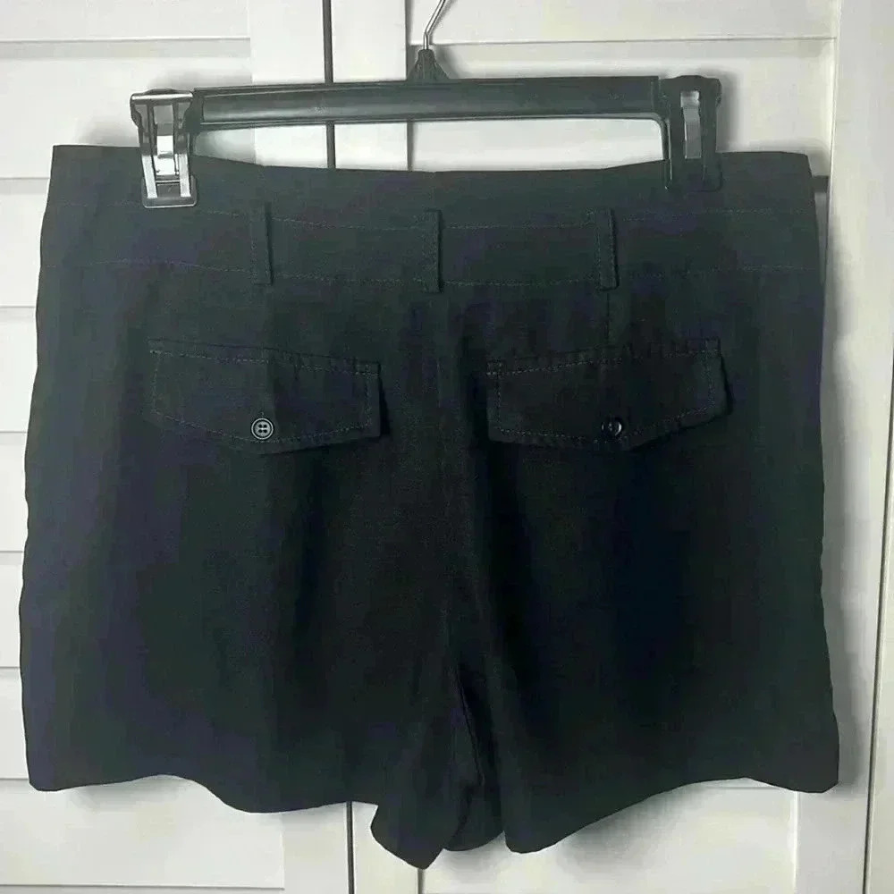 BCBGMaxAzria Pleated Aldan Shorts Size 4 Black - Picture 7 of 9